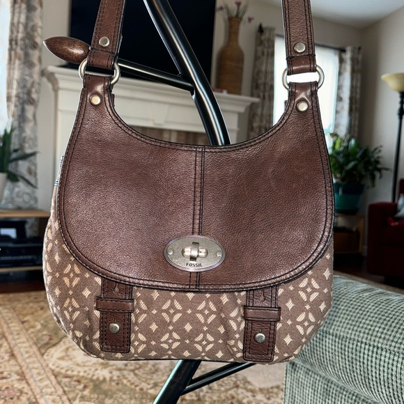 Fossil Maddox Pecan Crossbody Excellent Condition - Picture 1 of 11